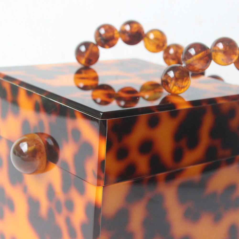 Square Tortoise Shell Bead Acrylic Clutch Ladies Bag